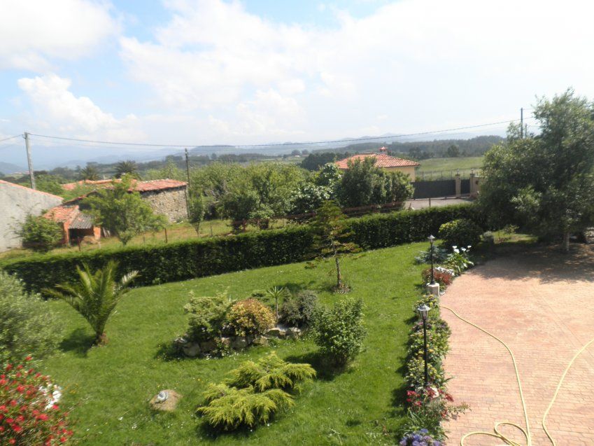 Casa independiente en Oles (VILLAVICIOSA)  (CAS