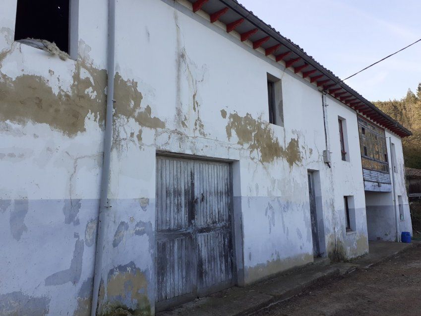 Casa de piedra independiente para reformar en VILLAVICIOSA  (REAB