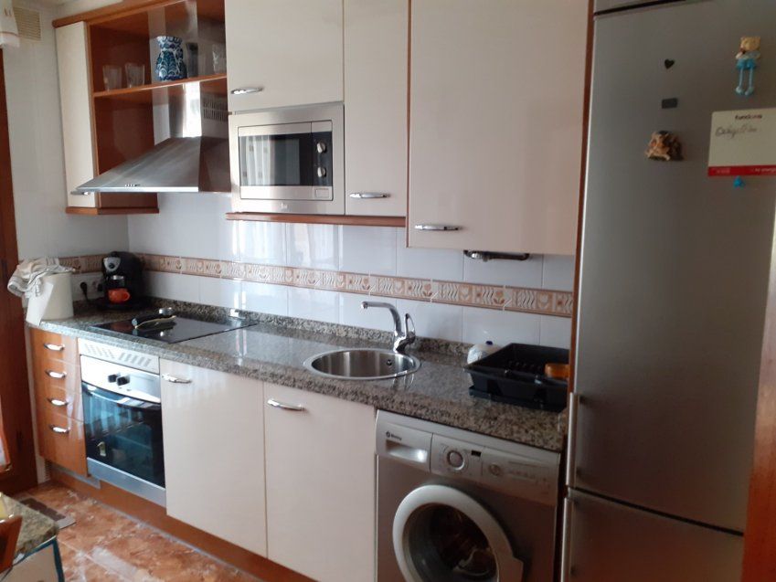 Piso de 3 dormitorios en VILLAVICIOSA  (PIS