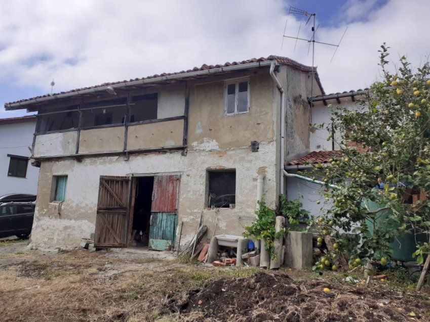 Casa de piedra para reformar en VILLAVICIOSA  (REAB
