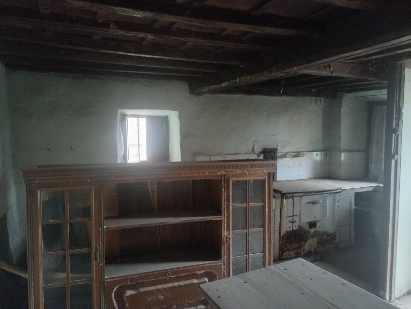 Casa de piedra independiente para rehabilitar en VILLAVICIOSA (REAB