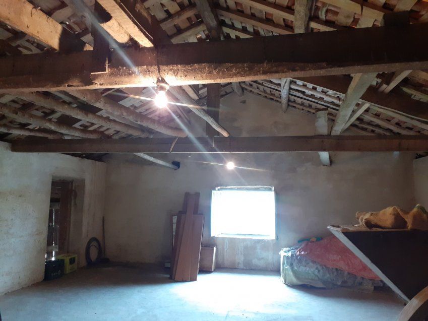 Llagar de piedra para rehabilitar como vivienda en la zona de El Puntal   Villaviciosa (REAB