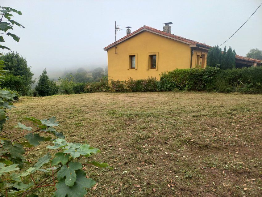 Casa de piedra independiente para rehabilitar en VILLAVICIOSA (REAB