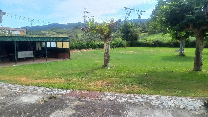 Casa de piedra a 1km