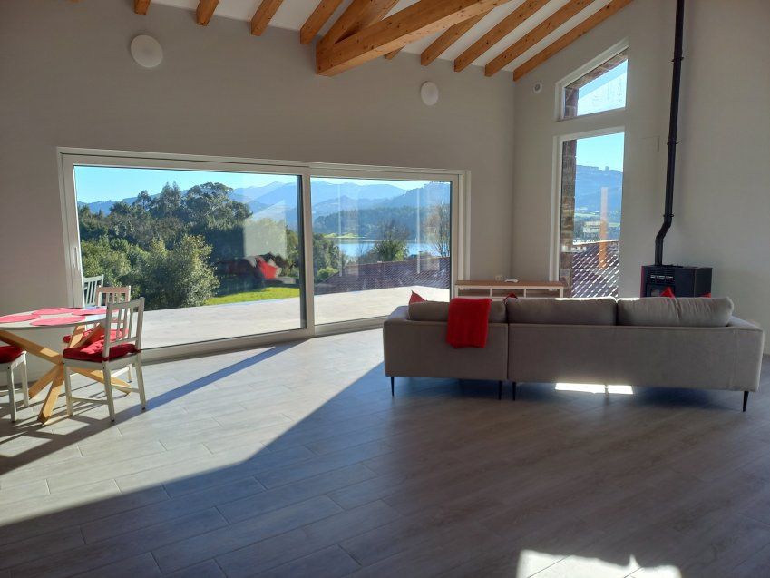 Casa independiente de nueva construcción en Zona El Puntal  (CAS