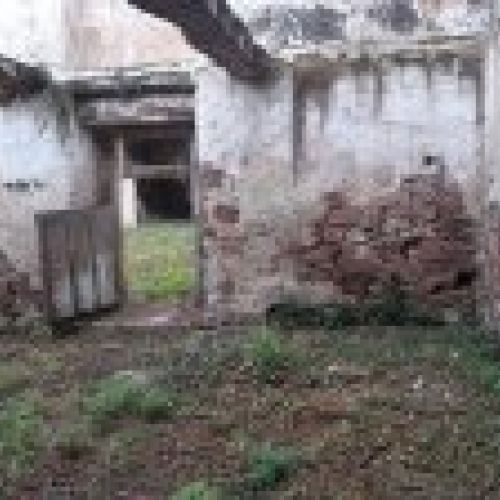 Casona de piedra para rehabilitar en Amandi   VILLAVICIOSA  (REAB