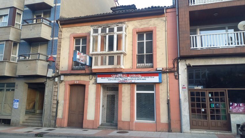 Edificio de piedra para rehabilitar en el centro de VILLAVICIOSA  (LOC