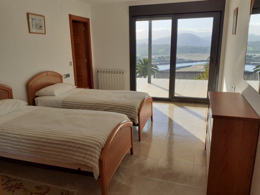 Casa independiente entre El Puntal y Tazones   VILLAVICIOSA (CAS