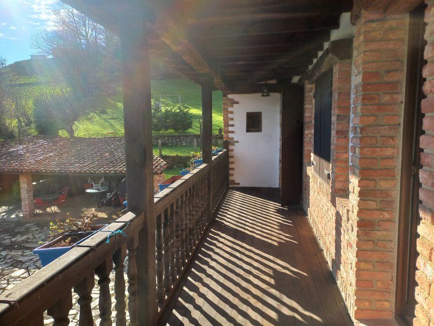 Casona de piedra rehabilitada en CABRANES  (CAS