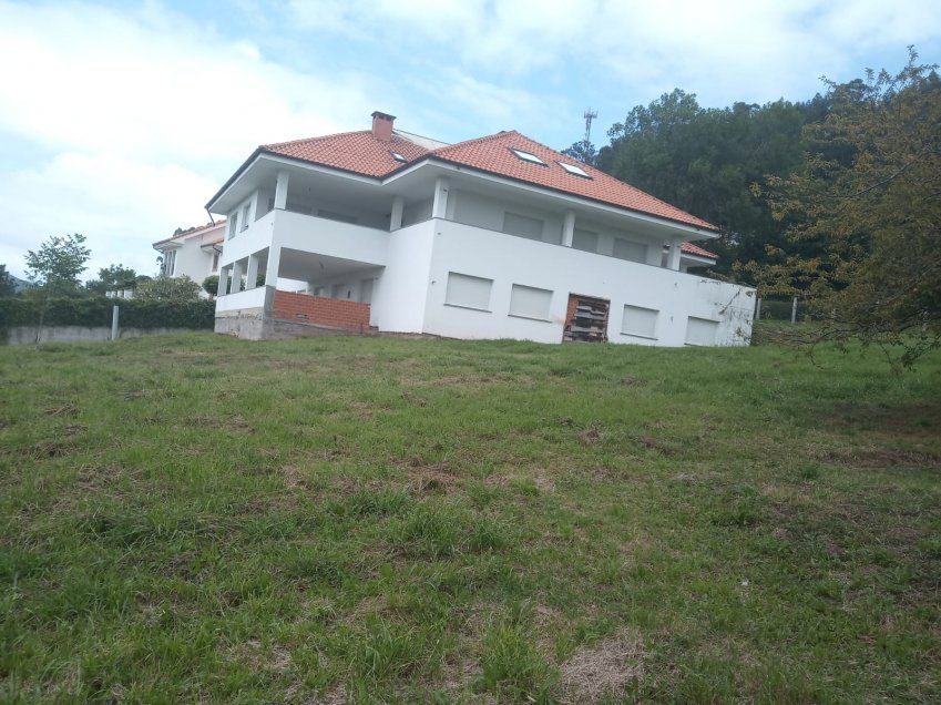 Casa independiente a 1km