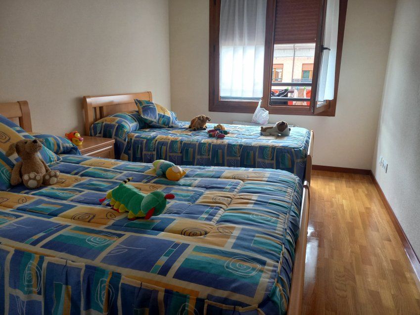 Piso de 2 dormitorios y 2 baños en VILLAVICIOSA  (PIS