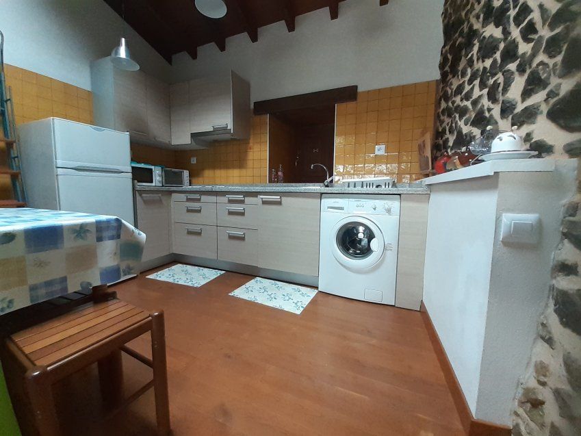 Casa de piedra rehabilitada en CABRANES  (CAS