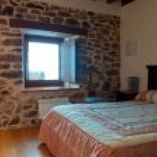 Casa de piedra rehabilitada en CABRANES  (CAS