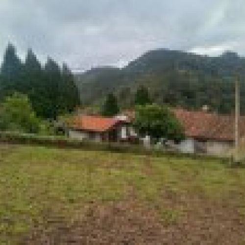 Finca edificable en CABRANES