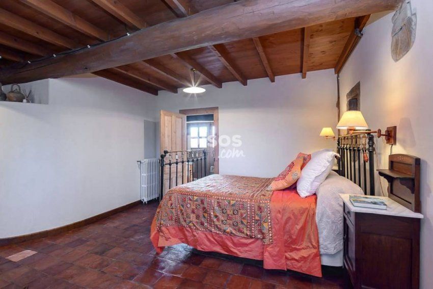 Casona de piedra rehabilitada en Argüero   VILLAVICIOSA  (CAS