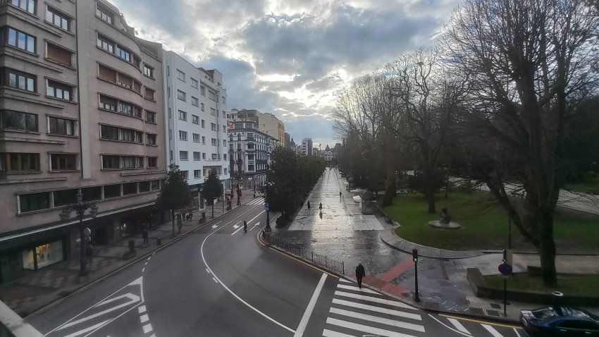Piso 4 dormitorios en el Centro de OVIEDO  (PIS