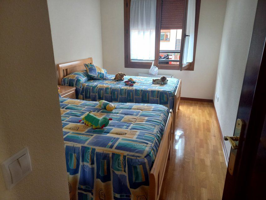 Piso de 2 dormitorios y 2 baños en VILLAVICIOSA  (PIS