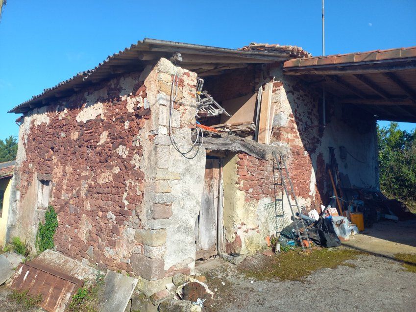 Casa de piedra para rehabilitar en VILLAVICIOSA (REAB