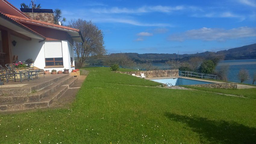 Casa independiente en El Puntal  VILLAVICIOSA  (CAS