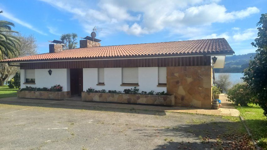 Casa independiente en El Puntal  VILLAVICIOSA  (CAS