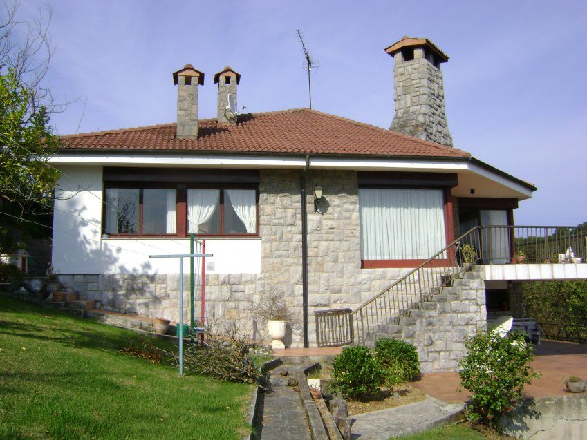 Casa independiente en el Puerto de El Puntal  (VILLAVICIOSA)  (CAS.0243)