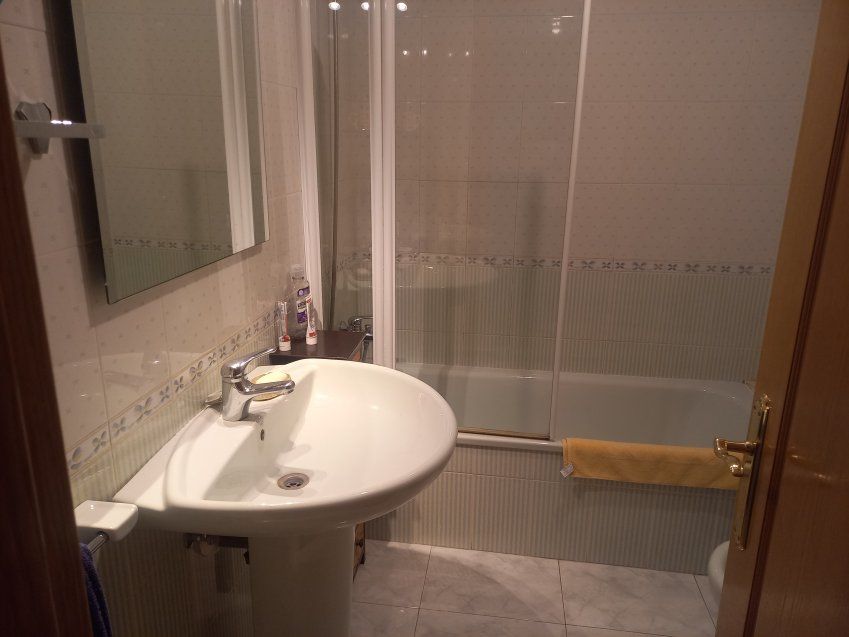 Piso de 3 dormitorios y 2 baños en VILLAVICIOSA (PIS