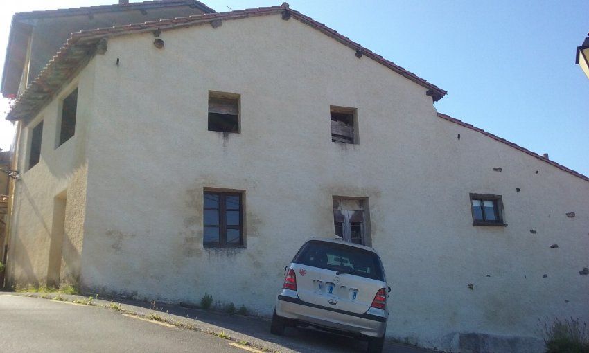 Casa de piedra para rehabilitar en CABRANES  (REAB.0139)