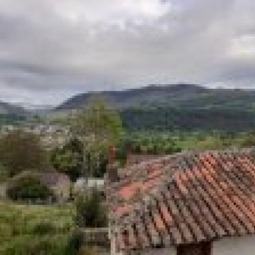 Casa de piedra para rehabilitar en PILOÑA  (REAB
