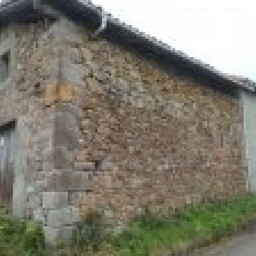 Finca Edificable y Llagar de piedra en VILLAVICIOSA  (FIN