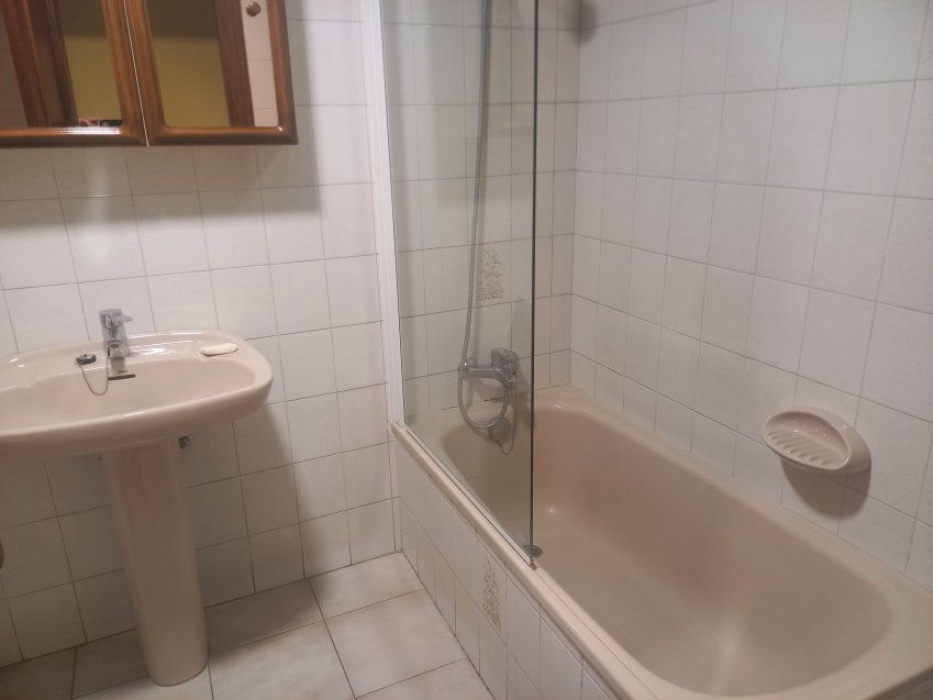 Alquiler Piso de 3 dormitorios en VILLAVICIOSA