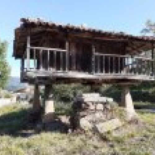 Hórreo con terreno en Amandi   VILLAVICIOSA  (REAB