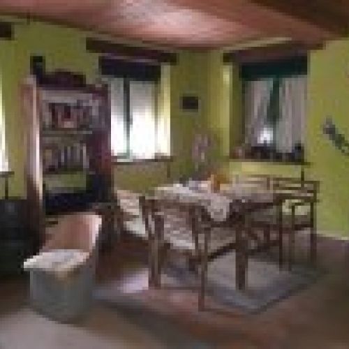 Casa 2 plantas a 2kms