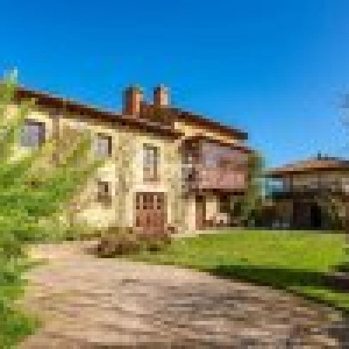 Casona de piedra rehabilitada en Argüero   VILLAVICIOSA  (CAS