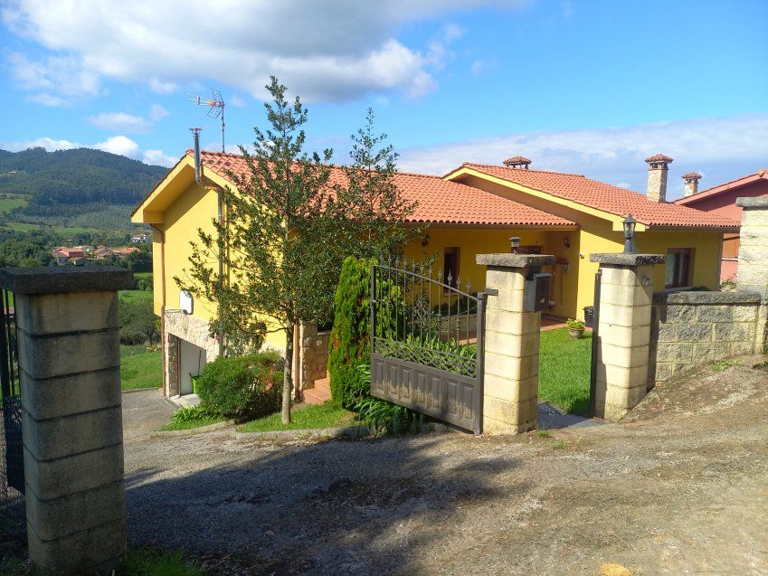Casa independiente en San Justo   VILLAVICIOSA  (CAS