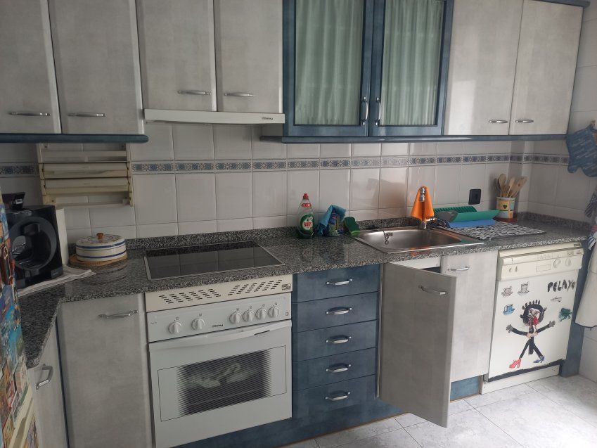 Piso de 3 dormitorios y 2 baños en VILLAVICIOSA (PIS