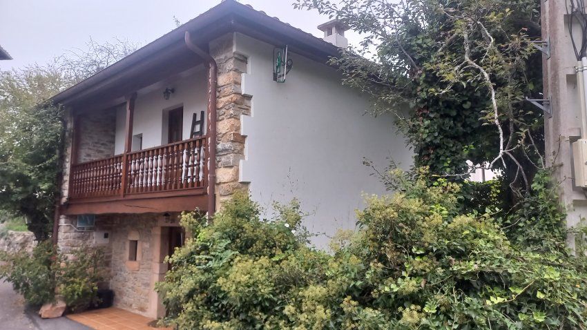 Casa de piedra independiente rehabilitada en Selorio VILLAVICIOSA (CAS