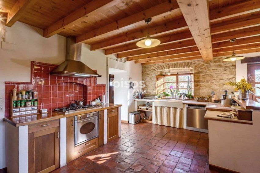 Casona de piedra rehabilitada en Argüero   VILLAVICIOSA  (CAS