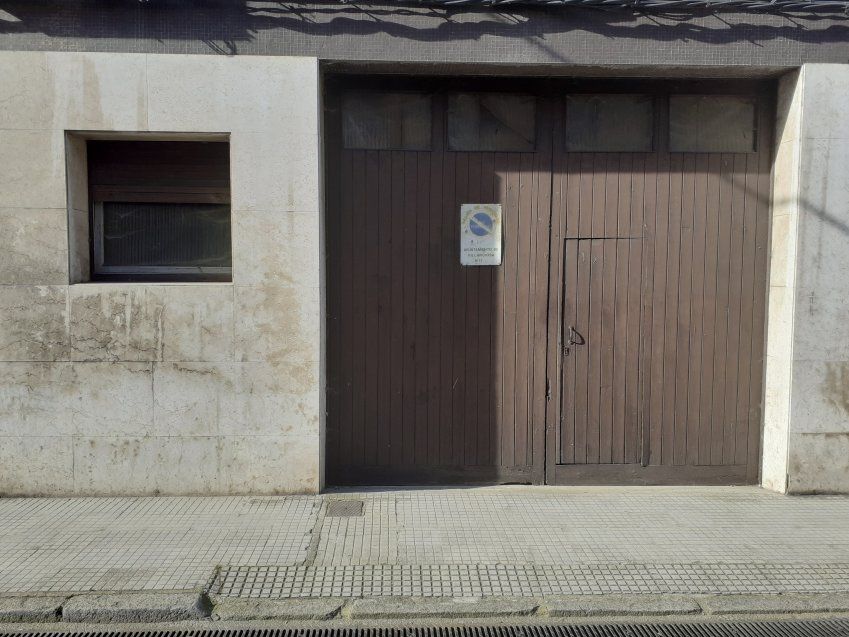 Local en VILLAVICIOSA  (LOC