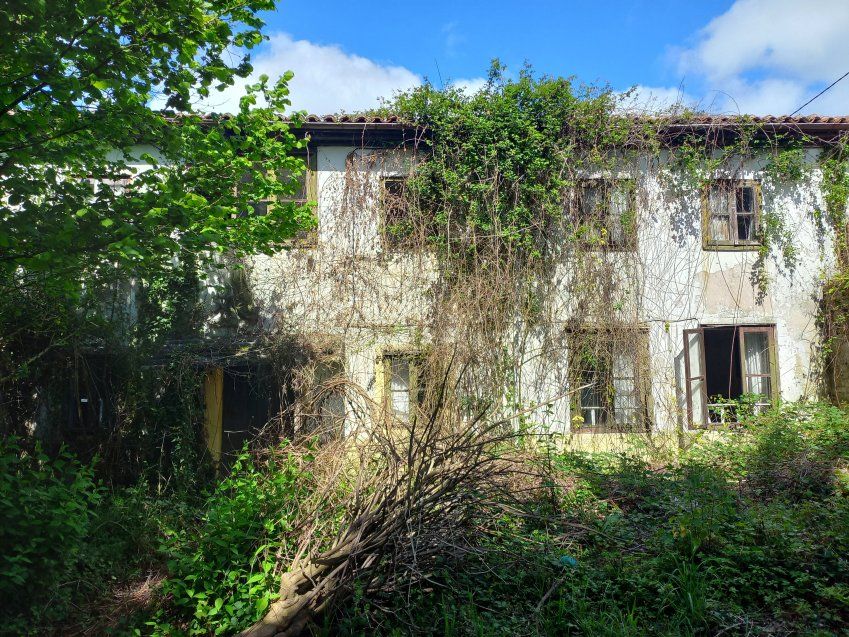 Casa de piedra independiente para rehabilitar  (REAB