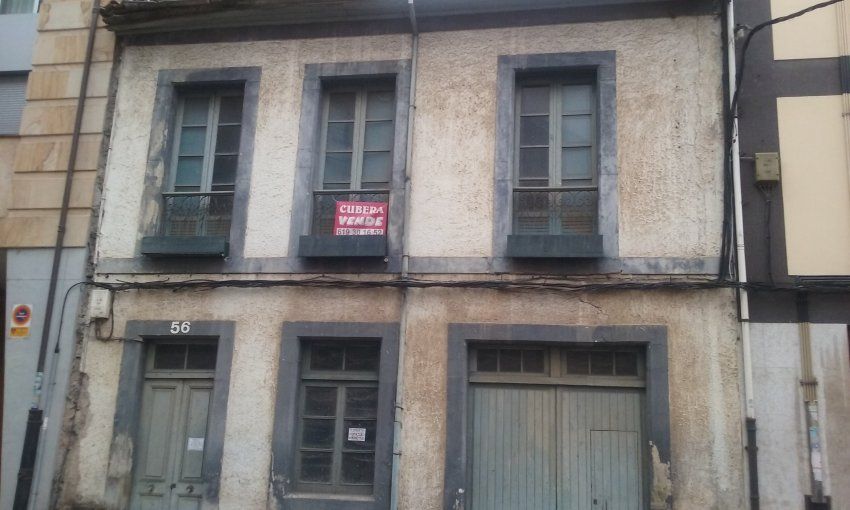 Edificio en el casco urbano de Villaviciosa  (LOC