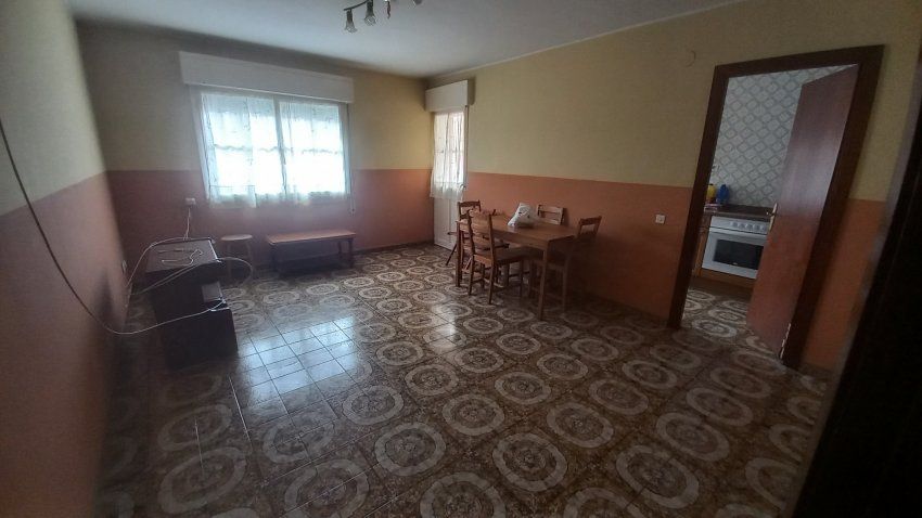 Piso de 3 dormitorios para reformar en VILLAVICIOSA (PIS