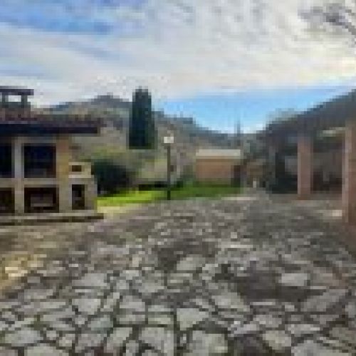 Casona de piedra rehabilitada en CABRANES  (CAS