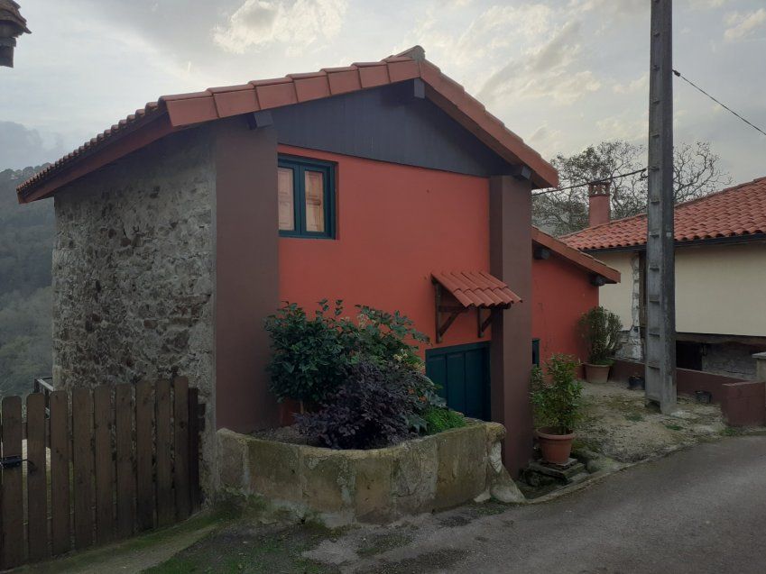 Casa de piedra rehabilitada independiente en VILLAVICIOSA (CAS