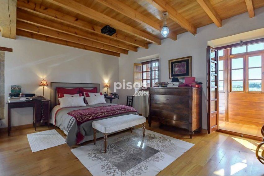 Casona de piedra rehabilitada en Argüero   VILLAVICIOSA  (CAS