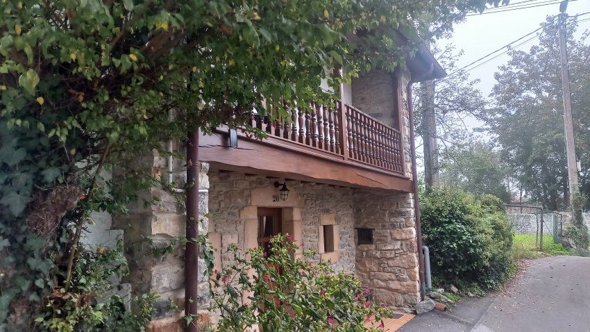Casa de piedra independiente rehabilitada en Selorio VILLAVICIOSA (CAS