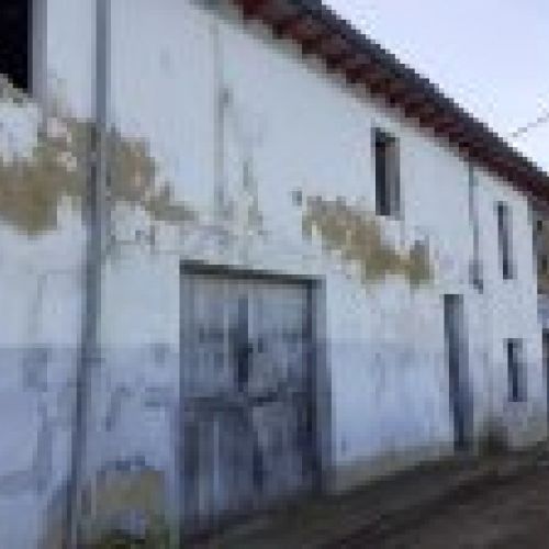 Casa de piedra independiente para reformar en VILLAVICIOSA  (REAB