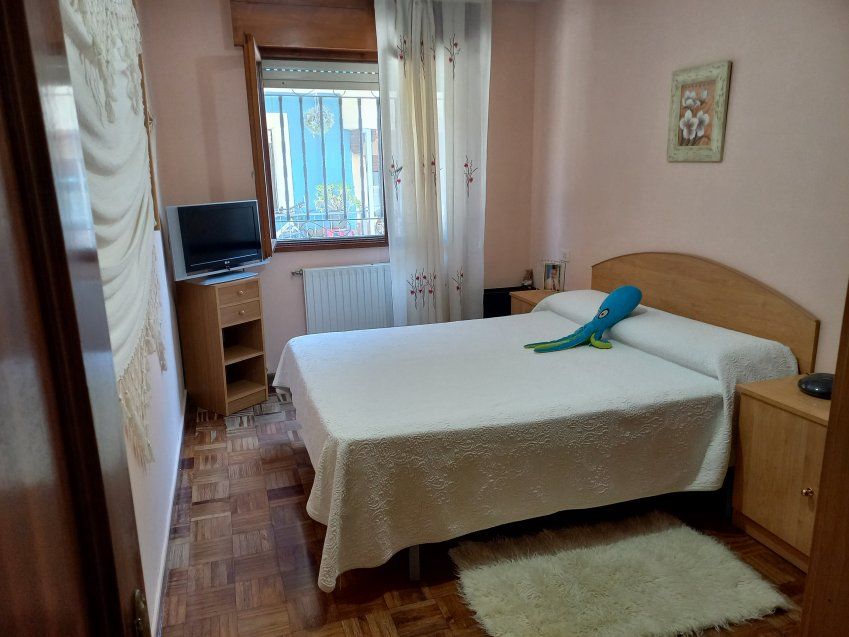 Apartamento de 1 dormitorio en Santa Eulalia de CABRANES  (PIS