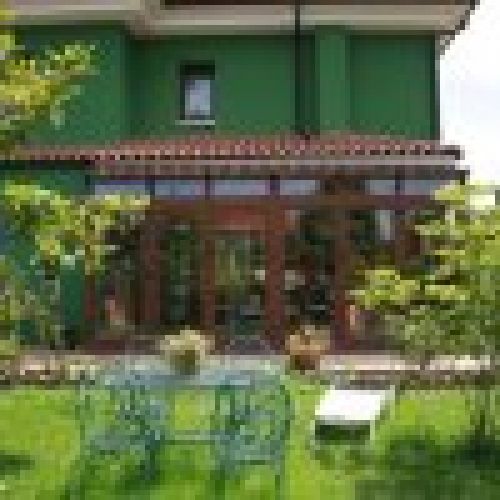 Chalet independiente en COLUNGA  (ALQ