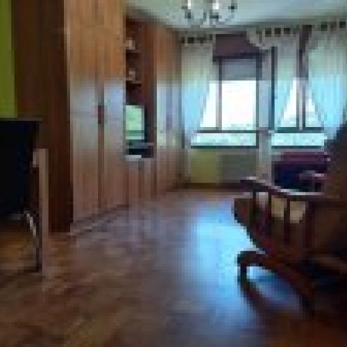 Apartamento de 1 dormitorio en Santa Eulalia de CABRANES  (PIS