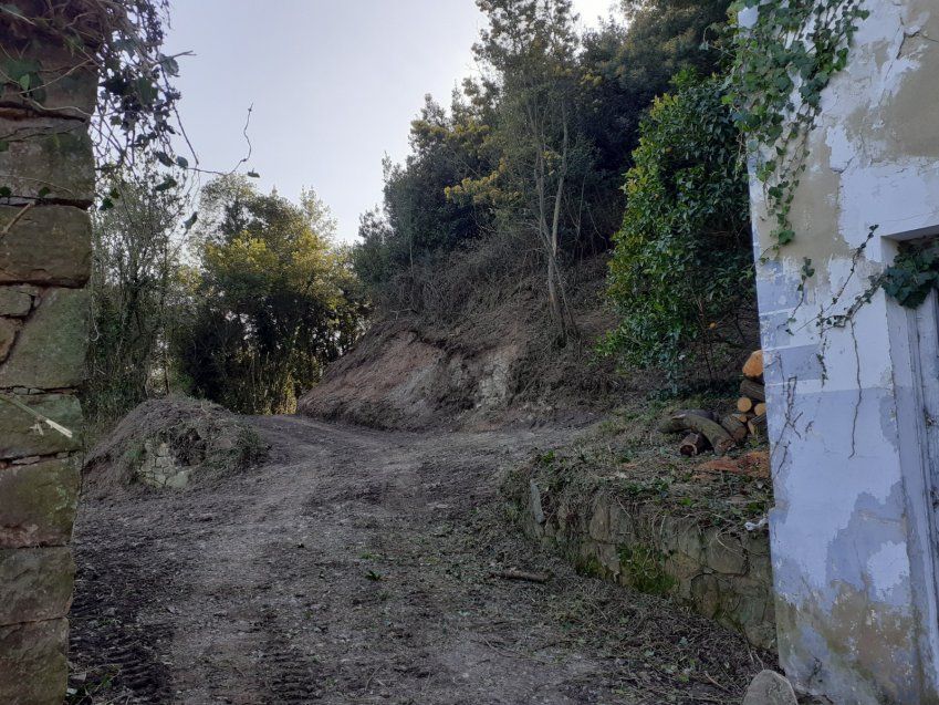 Casa de piedra independiente para reformar en VILLAVICIOSA  (REAB